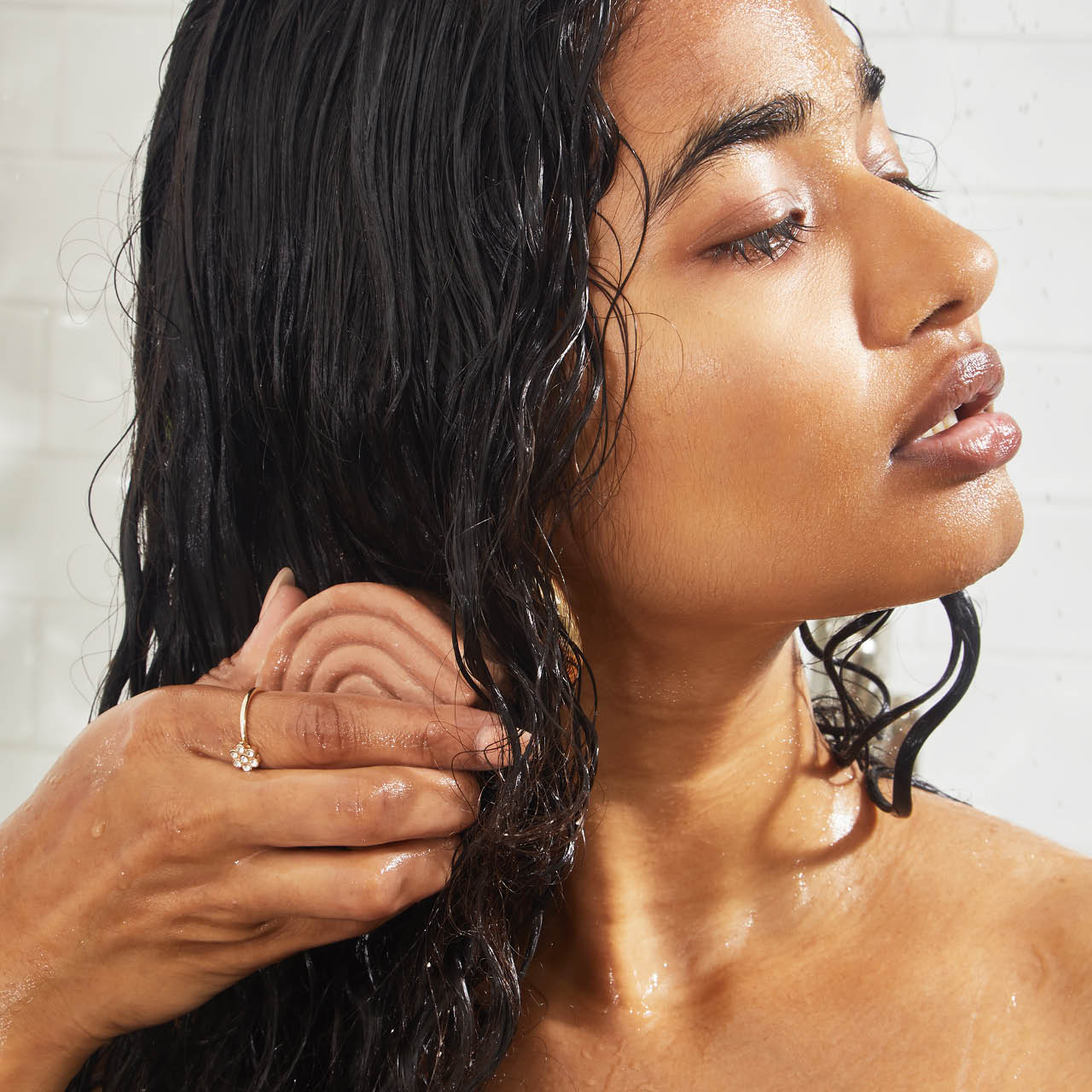 Shea Butter Hydrating Solid Conditioner Bar - Image 4