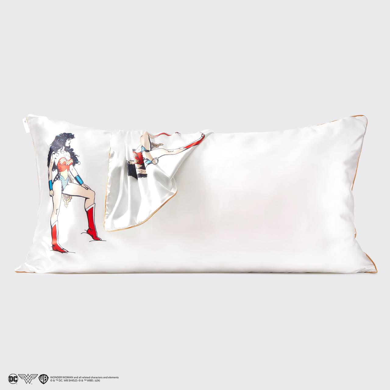 Kitsch x Wonder Woman Satin Pillowcase in Believe in Wonder - King - Image 5