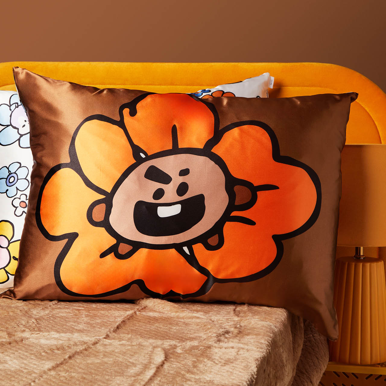 Kitsch x BT21 Satin Pillowcase in SHOOKY - King - Image 3