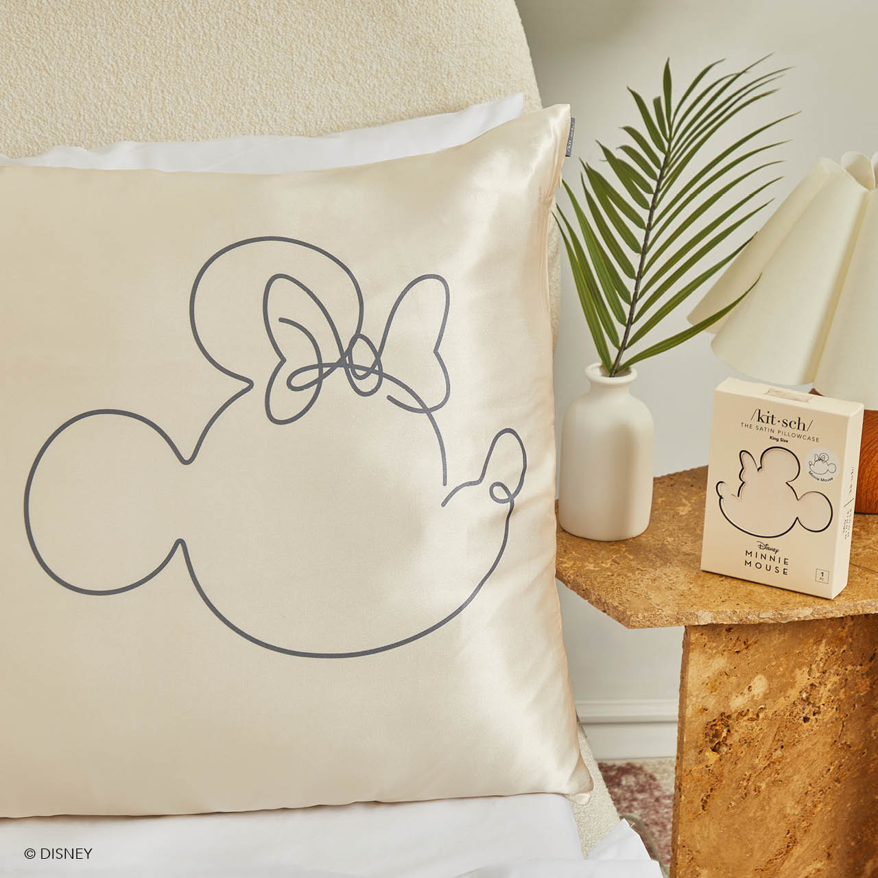 Kitsch x Mickey and Minnie Satin Pillowcase in Mrs. Mouse - King - Image 3