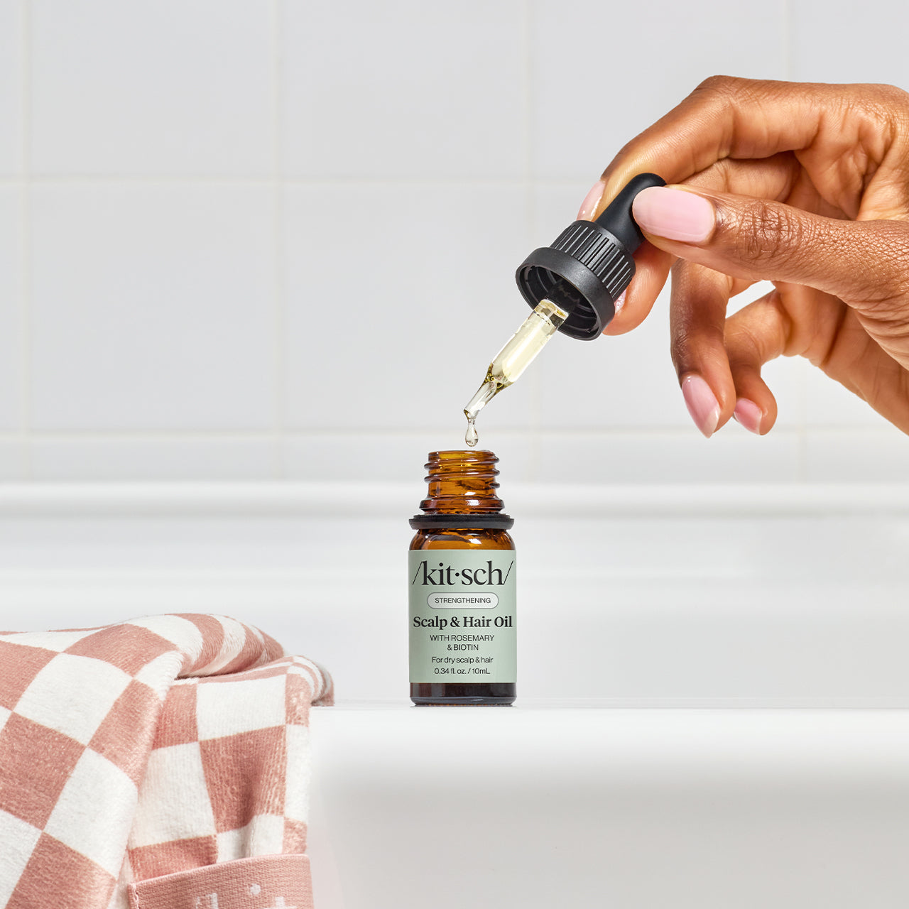 Alternative view of Strengthening Scalp & Hair Oil with Rosemary & Biotin - 0.34fl oz./10mL