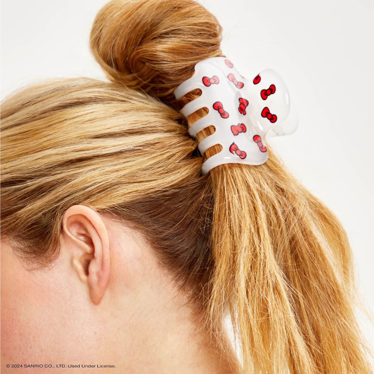 Alternative view of Hello Kitty x Kitsch Recycled Plastic Claw Clip - Kitty Bows